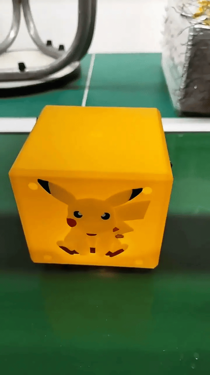 مصباح LED بصوت وشكل بيكاتشو| ⚡ Pikachu Cube Lamp – LED Light with Fun Sound🔊